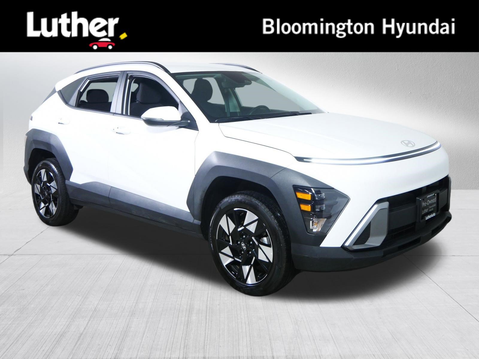 Certified 2025 Hyundai Kona SEL AWD/4WD image 1