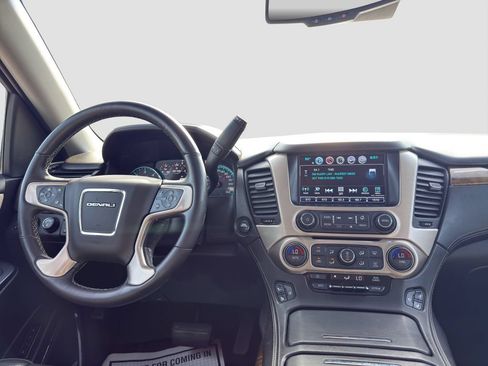 Used 2017 GMC Yukon Denali w/ Open Road Package AWD/4WD image 14