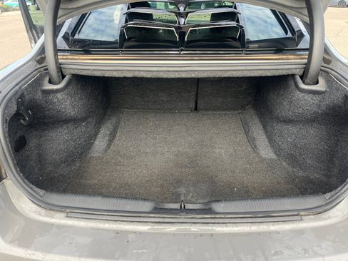 Used 2017 Dodge Charger SE w/ Blacktop Package image 33