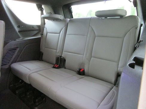 Used 2021 Chevrolet Tahoe LT image 16