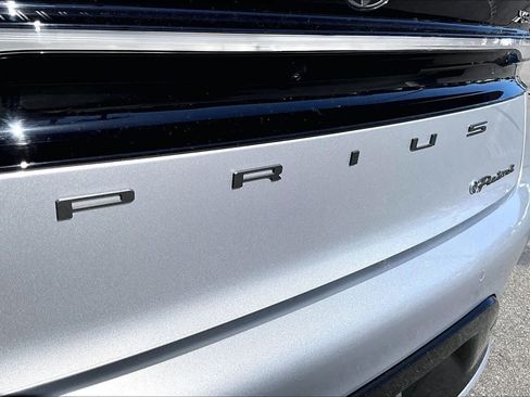 Used 2023 Toyota Prius Prime FWD image 9