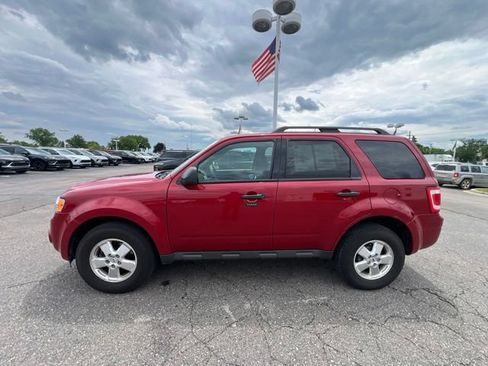 Used 2011 Ford Escape XLT FWD image 8