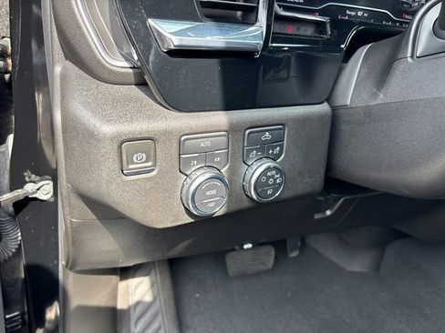 Used 2024 GMC Sierra 1500 Elevation AWD/4WD image 15