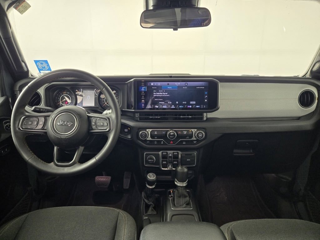 Used 2024 Jeep Wrangler Unlimited Sport AWD/4WD image 11