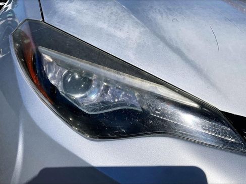 Used 2017 Toyota Corolla LE image 29