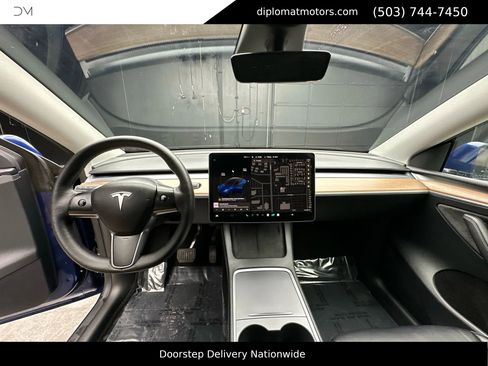 Used 2023 Tesla Model Y Long Range image 27