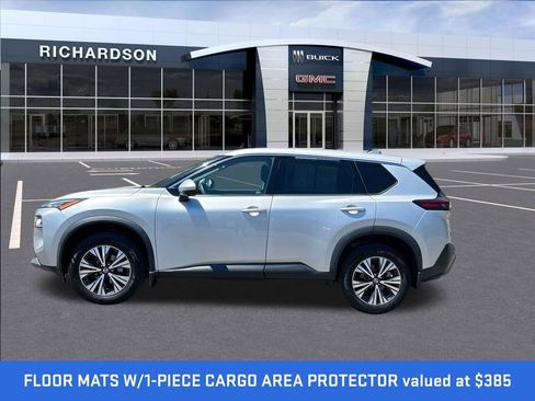 Used 2021 Nissan Rogue SV AWD/4WD image 2