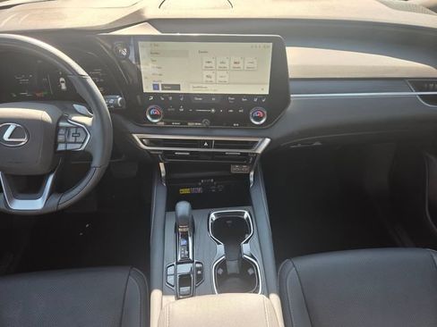 Used 2025 Lexus RX 350h w/ Accessory Package AWD/4WD image 15