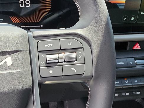 New 2027 Kia Seltos S FWD image 30