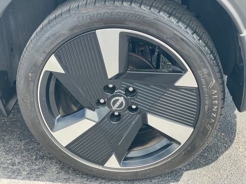Certified 2025 Nissan Kicks SR AWD/4WD image 30