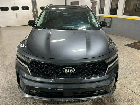 Used 2021 Kia Sorento SX Prestige image 9