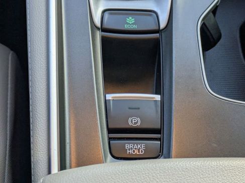 Used 2019 Honda Accord EX-L image 16