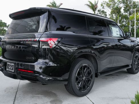 New 2026 INFINITI QX80 4WD image 24