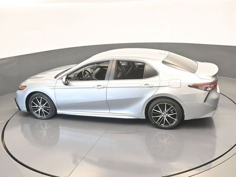 Used 2022 Toyota Camry SE image 45