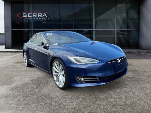 Used 2017 Tesla Model S 60D image 7