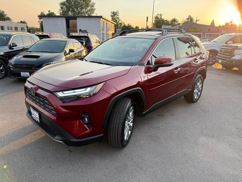 Used 2022 Toyota RAV4 Limited w/ Limited Grade Weather Package AWD/4WD image 5