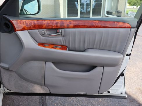 Used 2005 Lexus LS 430 image 26