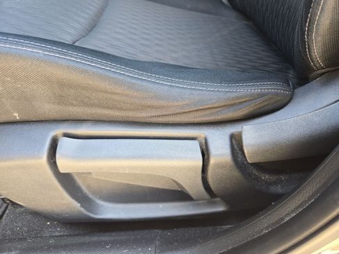 Used 2017 Nissan Rogue S FWD image 15