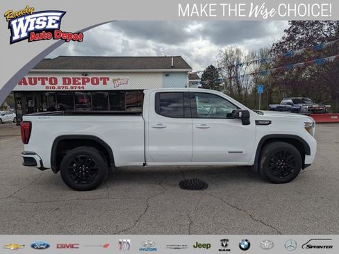 Used 2019 GMC Sierra 1500 Elevation w/ Elevation Value Package AWD/4WD image 2