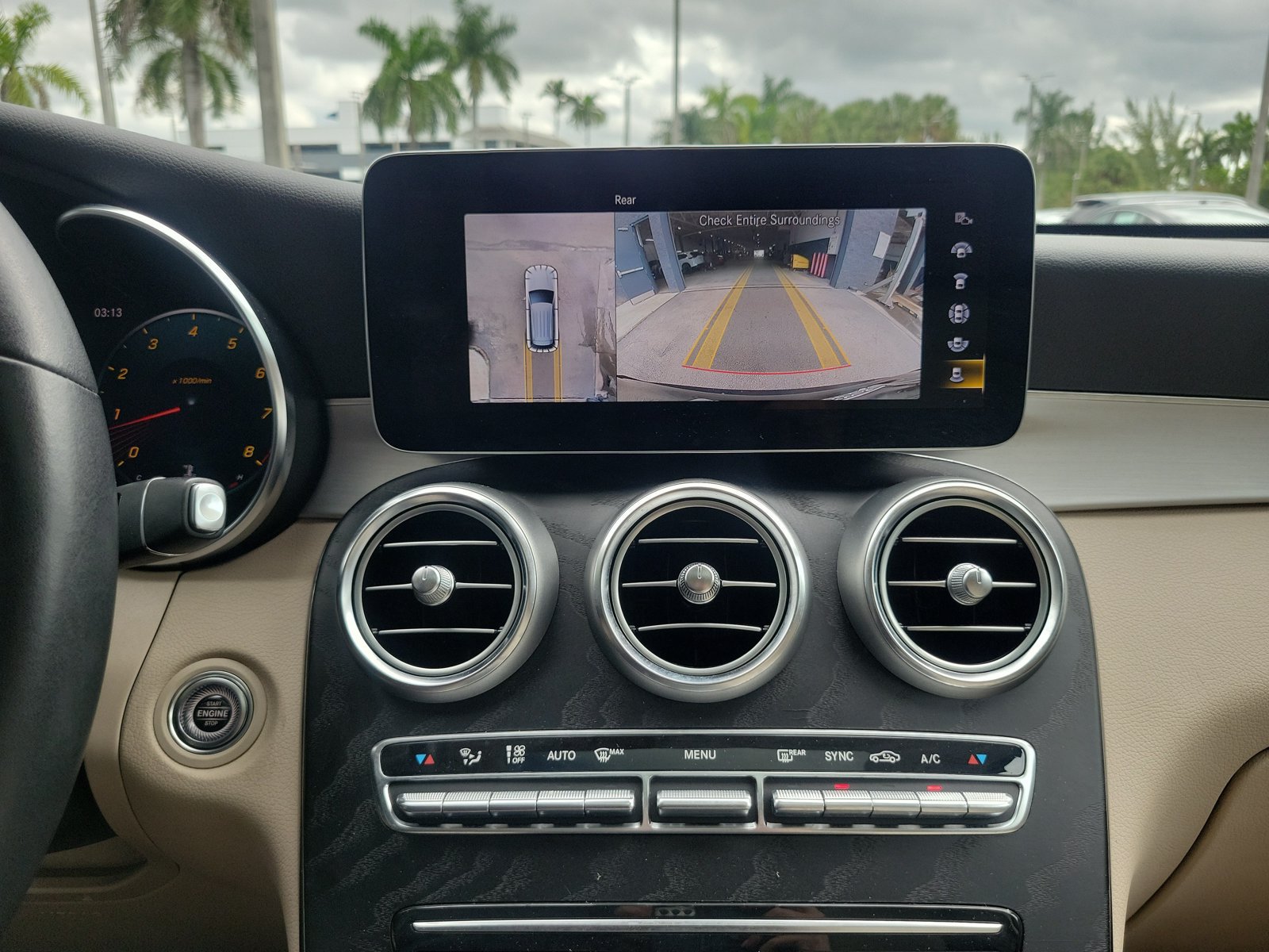 Used 2022 Mercedes-Benz GLC 300 4MATIC w/ Premium Package Lite image 28
