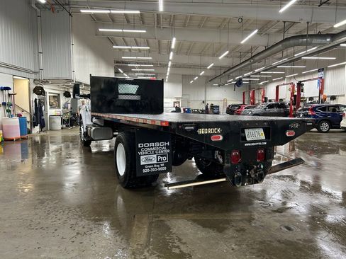 Certified 2022 Ford F750 2WD Regular Cab Super Duty image 9