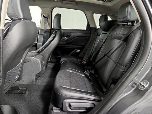 Used 2026 Lincoln Corsair Reserve FWD image 9