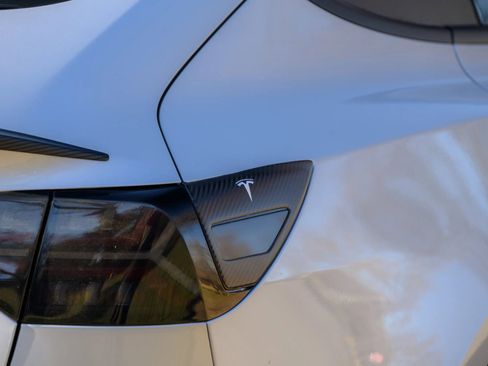 Used 2018 Tesla Model 3 Long Range AWD/4WD image 41