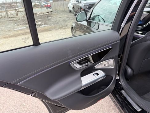 Used 2025 Mercedes-Benz E 450 4MATIC Sedan image 14