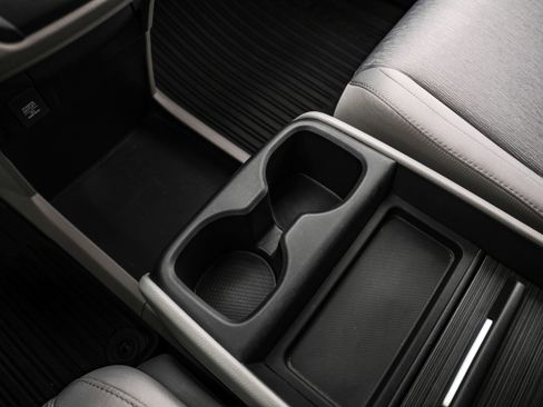 Used 2019 Honda Odyssey EX image 21