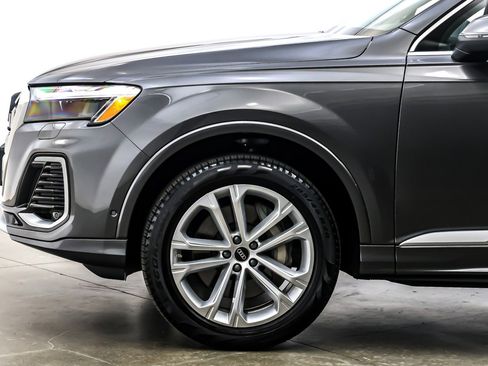Used 2025 Audi Q7 2.0T Premium w/ Convenience Package image 11