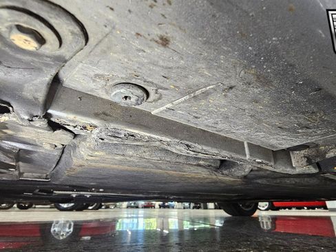 Used 2007 BMW 650i Convertible image 24