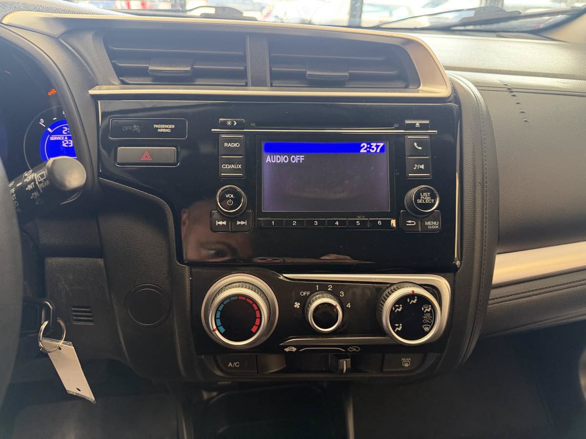 Used 2015 Honda Fit LX image 18