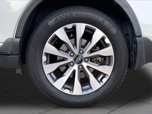 Used 2019 Subaru Outback 2.5i Touring w/ Protection Package #1 AWD/4WD image 11
