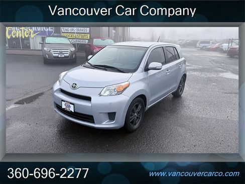Used 2013 Scion xD 10 Series image 2