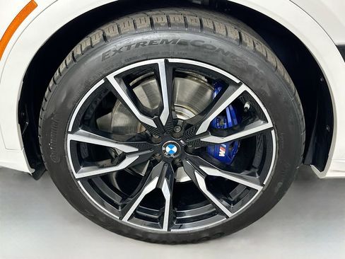 Used 2022 BMW X7 xDrive40i w/ M Sport Package image 33