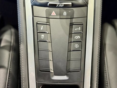 Used 2025 Porsche 718 Cayman S image 65