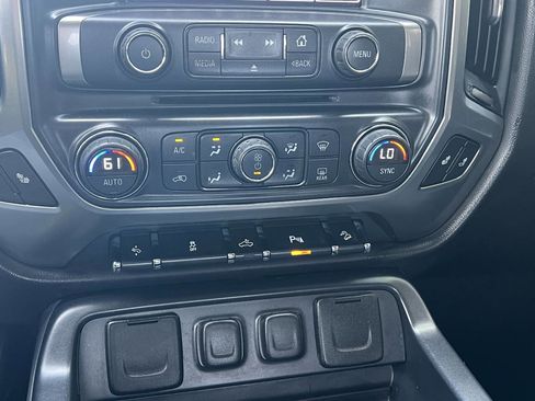 Used 2015 Chevrolet Express 2500 image 29