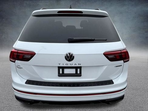 Used 2024 Volkswagen Tiguan SE R-Line AWD/4WD image 11