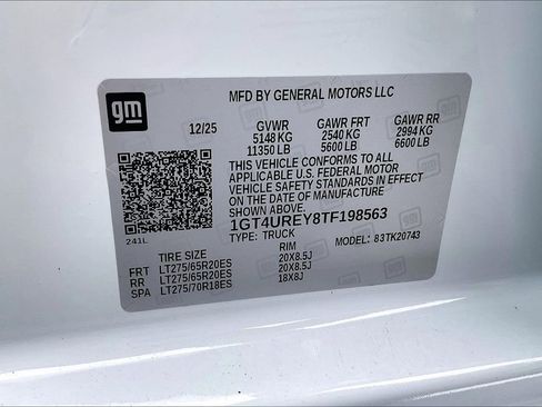 New 2026 GMC Sierra 2500 Denali w/ Denali Reserve Package image 8