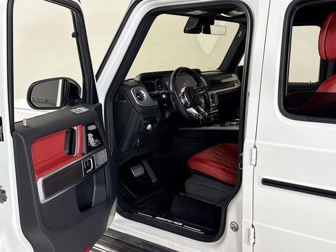Used 2024 Mercedes-Benz G 63 AMG 4MATIC image 12