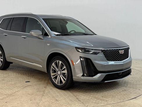 New 2025 Cadillac XT6 Premium Luxury w/ Technology Package image 7