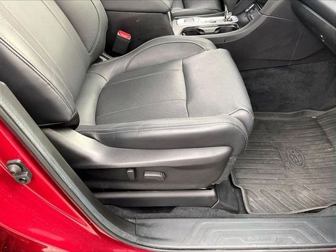 Used 2023 Subaru Ascent Limited w/ Technology Package image 38