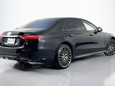 Used 2024 Mercedes-Benz S 580 4MATIC Sedan image 12