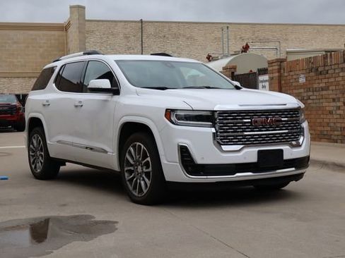 Used 2023 GMC Acadia Denali FWD image 2