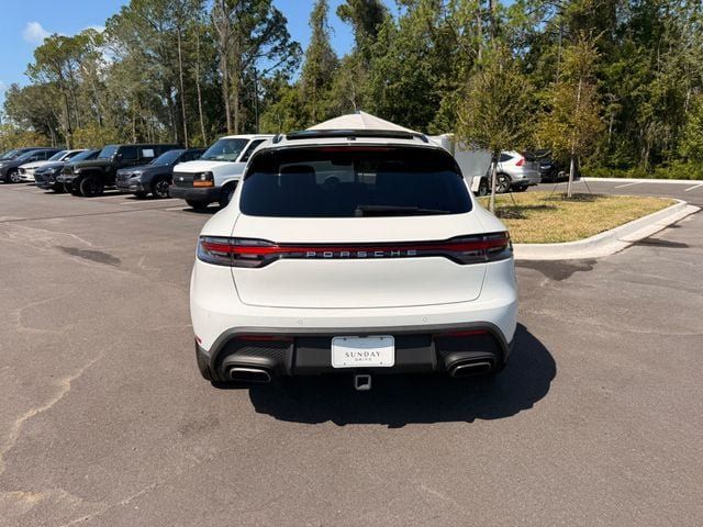 Used 2024 Porsche Macan AWD/4WD image 19