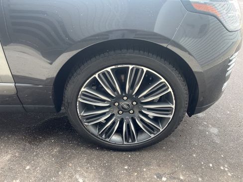 Used 2022 Land Rover Range Rover Westminster Edition image 14