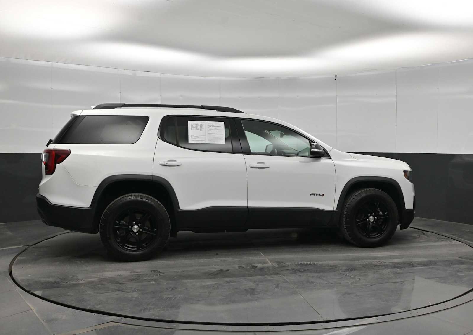 Used 2023 GMC Acadia AT4 AWD/4WD image 8