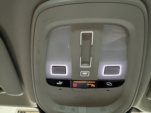 Used 2024 Volvo S60 B5 Core image 16