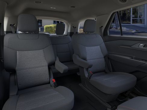 New 2026 Ford Explorer Active RWD image 11