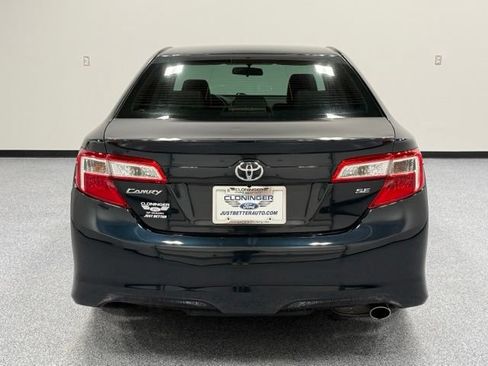 Used 2012 Toyota Camry SE FWD image 10